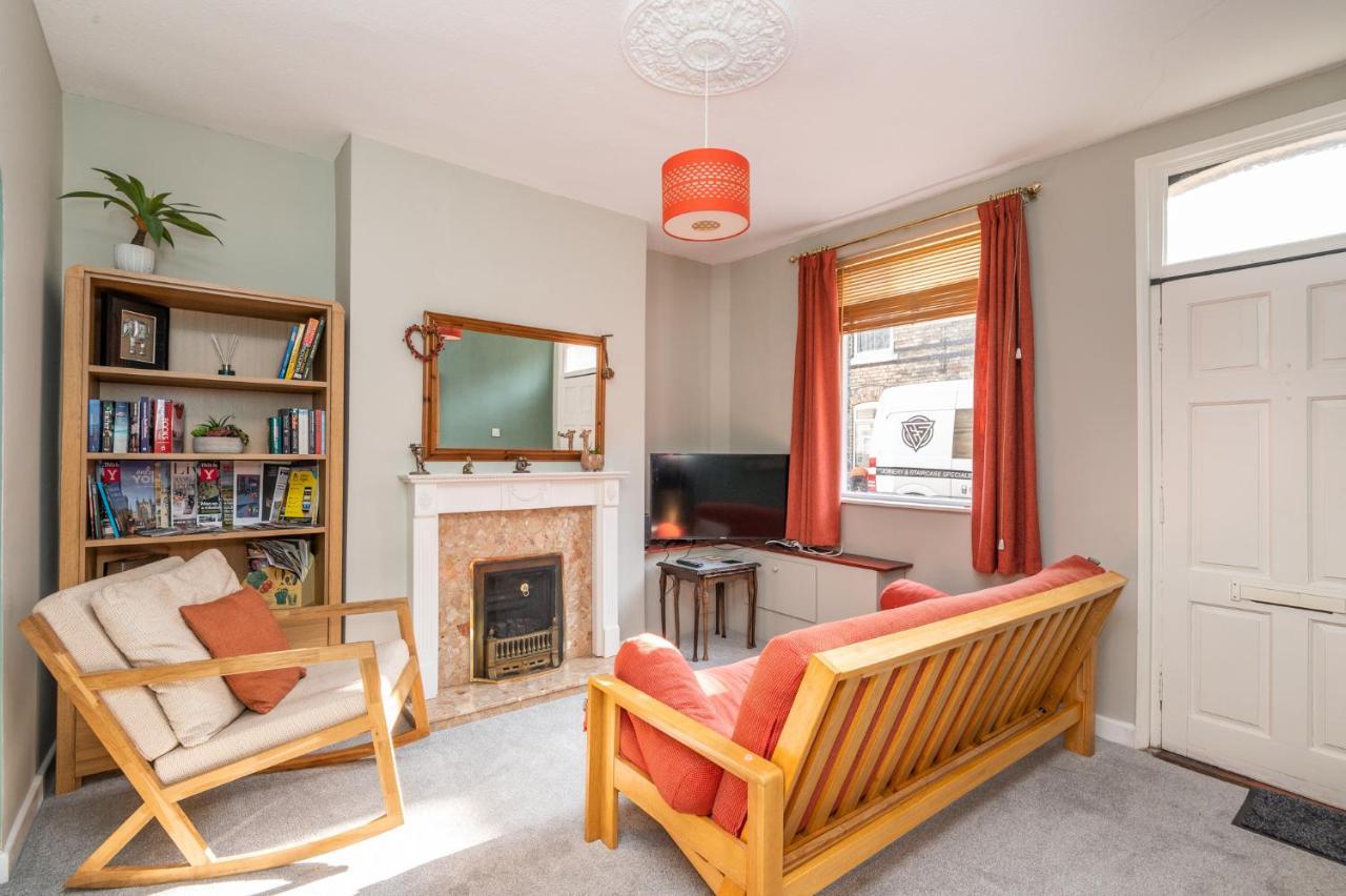 Cosy & Central Victorian House - Pass The Keys York Exterior foto
